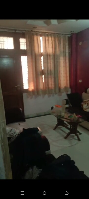 Living Room in 2.5 BHK Builder Floor at Delta Ii Greater Noida – for Rent