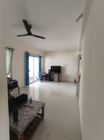 Furnished Amenities in 2 BHK Apartment at Vishal Viviana, Mundhwa – for Rent