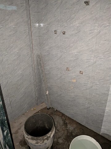Bathroom in 1 BHK Apartment at Ghatkopar East – for Rent