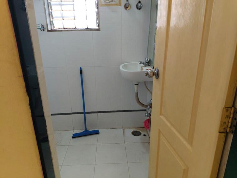 Bathroom, rutu-estate 1 Bedroom 440 Sq.Ft. Apartment In Brahmand Thane 9588910