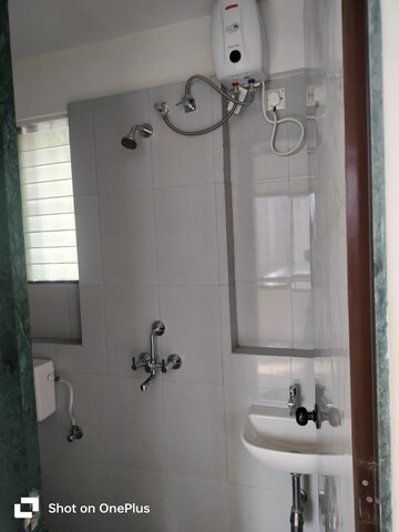 Bathroom in 1 BHK Apartment at Highland Pearl, Thane West – for Rent