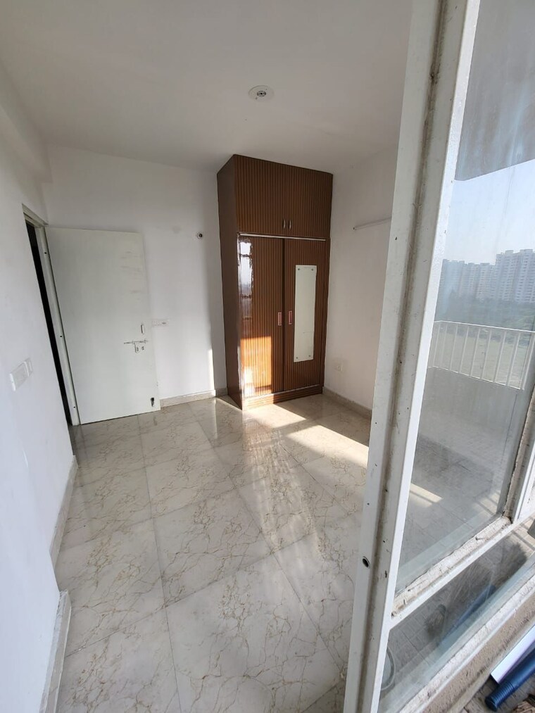 Room, vashisht-heights 2 Bedroom 500 Sq.Ft. Apartment In Sector 87 Faridabad 9588923
