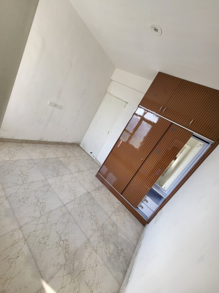 undefined, vashisht-heights 2 Bedroom 500 Sq.Ft. Apartment In Sector 87 Faridabad 9588923