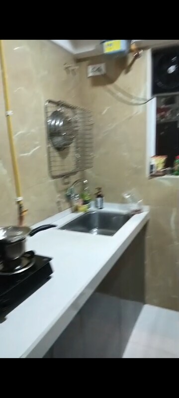 Master Bedroom in 1 BHK Apartment at Kurla East – for Rent