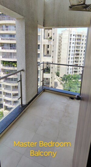 2 BHK Apartment For Rent in Aaugusta, Kharadi