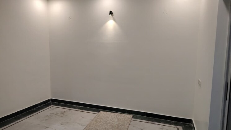 undefined, janakpuri 3 Bedroom 225 Sq.Yd. Builder Floor In Janakpuri Delhi 9588934