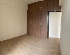 4 BHK + Servant Room Apartment For Sale in Godrej Air Sector 85