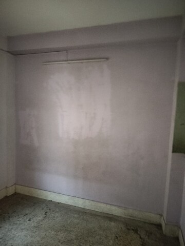 Room in 3 BHK Apartment at Phoolbagan – for Sale