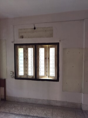 Room in 3 BHK Apartment at Phoolbagan – for Sale