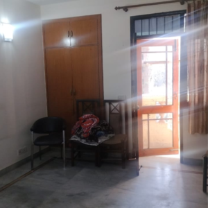 Room in 3 BHK Apartment at Stellar Kings Court, Sector 50 – for Sale