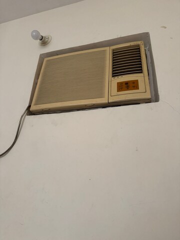 Room in 1 BHK Apartment at Karia Konark Campus, Viman Nagar – for Rent