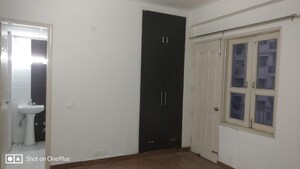 Room in 3 BHK Apartment at Gulmohur Garden, Raj Nagar Extension – for Rent