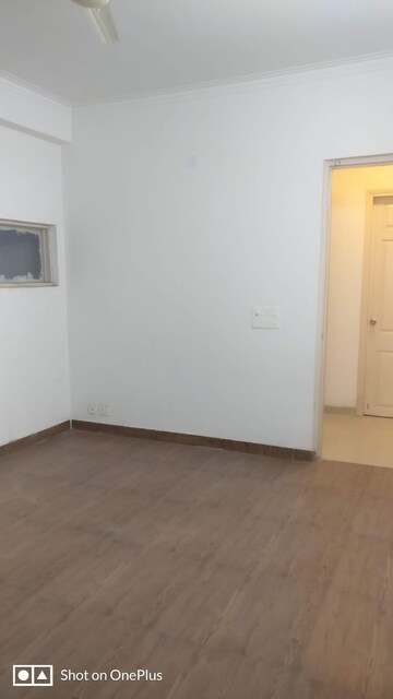 Room in 3 BHK Apartment at Gulmohur Garden, Raj Nagar Extension – for Rent