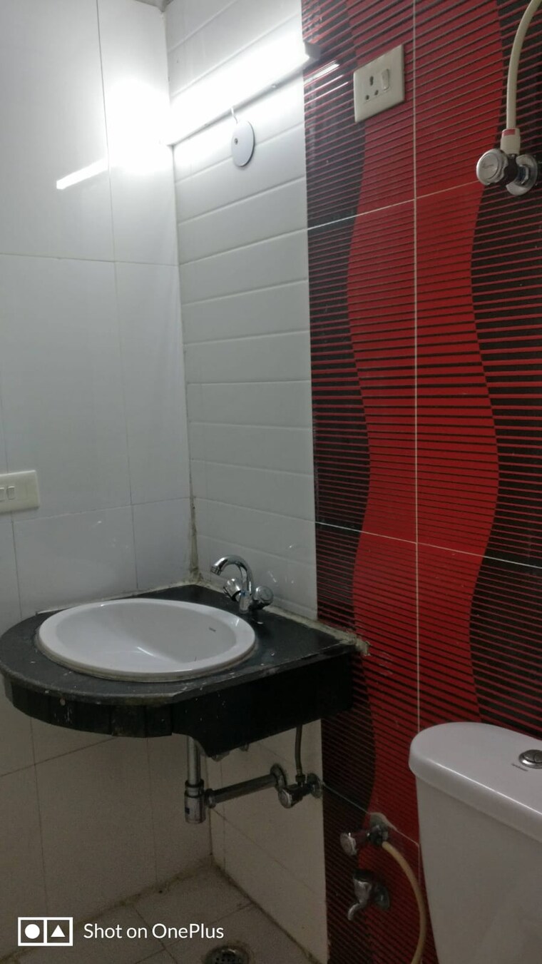 Bathroom, gulmohur-garden 3 Bedroom 1590 Sq.Ft. Apartment In Raj Nagar Extension Ghaziabad 9588965