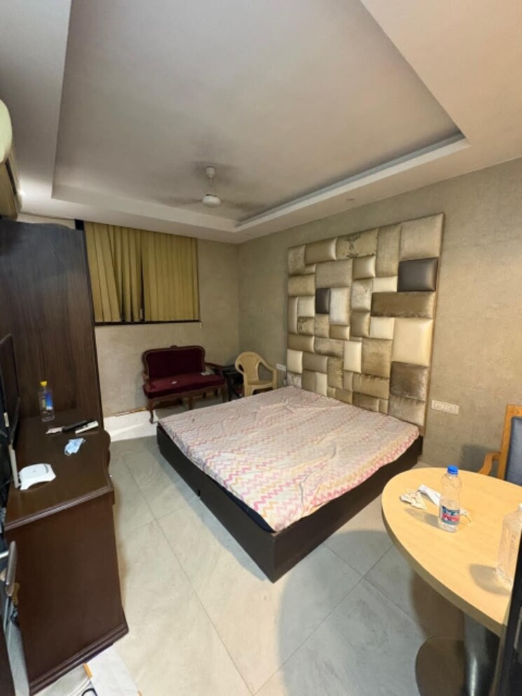 Master Bedroom, rwa-chittaranjan-park-block-r 1 RK 600 Sq.Ft. Builder Floor In Chittaranjan Park Delhi 9588997