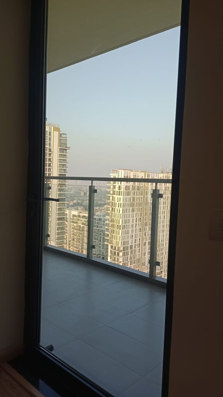 Room, m3m-golf-estate 3 Bedroom 3005 Sq.Ft. Apartment In Sector 65 Gurgaon 9588998