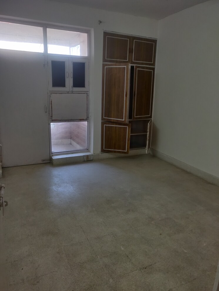 undefined, kalibari-apartments 3 Bedroom 1550 Sq.Ft. Apartment In Sector 21d Faridabad 9589033