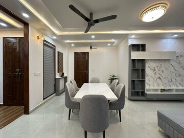 Dining area in 6+ BHK Villa at Emaar Gomti Greens, Sushant Golf City – for Rent