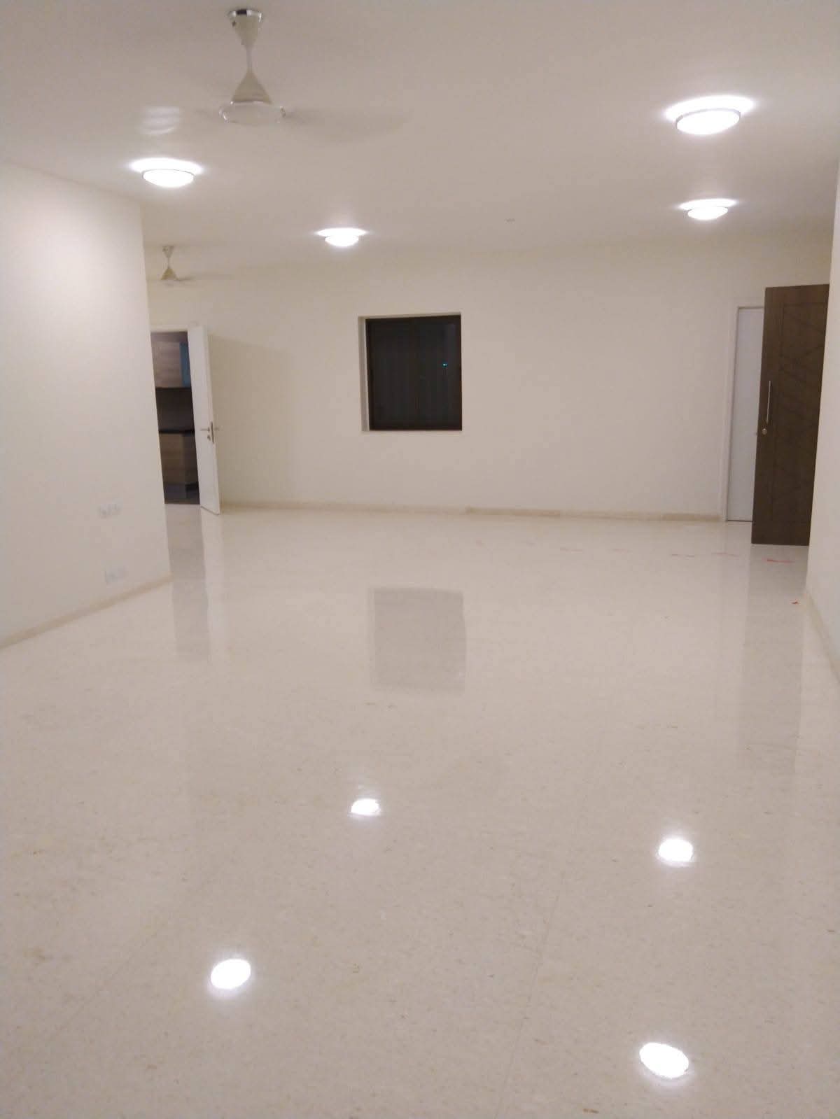 2 BHK + Pooja Room Apartment For Rent in Amal Juhu Sheetal CHS Vile Parle