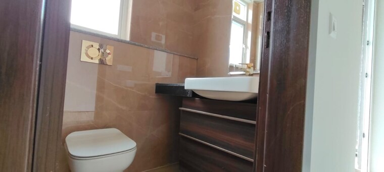 Bathroom, smart-world-gems 2.5 Bedroom 1192 Sq.Ft. Builder Floor In Sector 89 Gurgaon 9589134