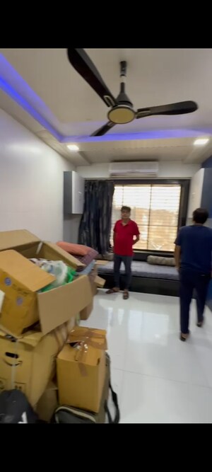 Master Bedroom in 1 BHK Apartment at Kurla West – for Rent