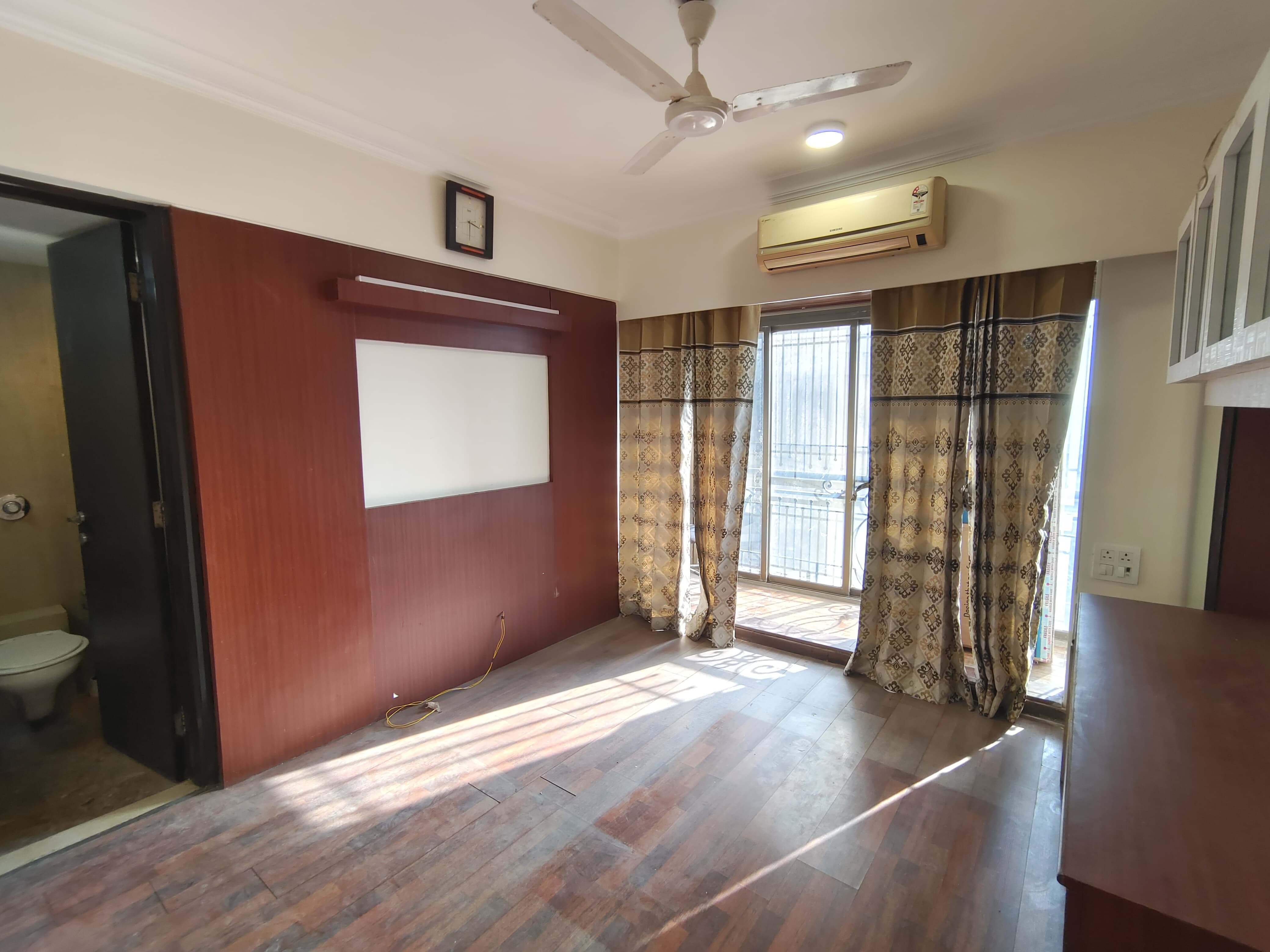 2.5 BHK Apartment For Rent in Lake Primrose