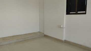 Room in 2 BHK Apartment at Lake Pleasant, Powai – for Sale