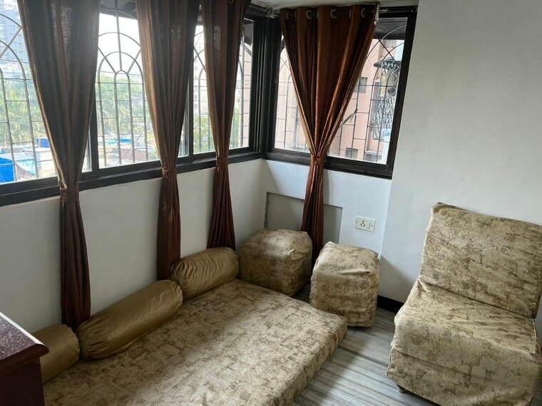 Living Room, andheri west 1 Bedroom 500 Sq.Ft. Apartment In Andheri West Mumbai 9589166