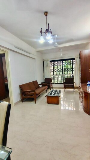 Living Room in 2 BHK Apartment at Andheri West – for Rent