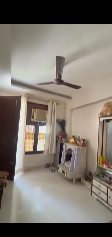 3 BHK Builder Floor For Sale in Mahavir Enclave