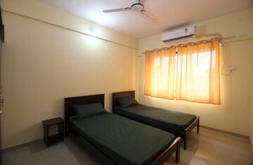 Bedroom in  Pg at Malad West – for Rent