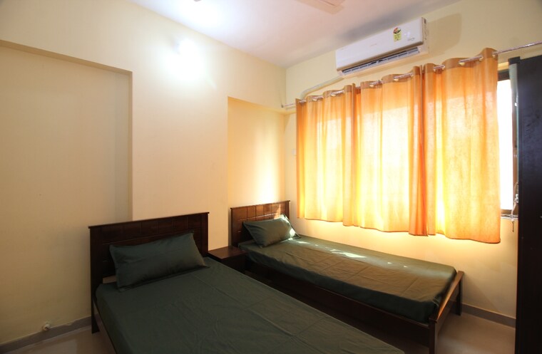 Bedroom, malad west Pg For Girls In Malad West 9589209