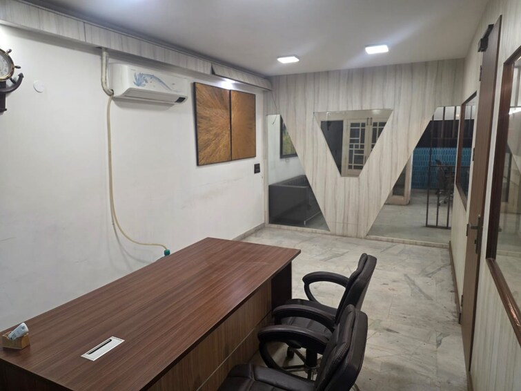 Cover Image, lajpat nagar i Commercial Office Space 1000 Sq.Ft. In Lajpat Nagar I Delhi 9589238