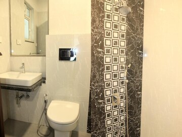Bathroom in  Pg at Goregaon East – for Rent