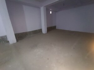 Room in 6 BHK Independent House at Kadamkuan – for Rent