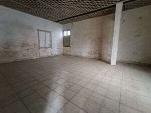 Room in 6 BHK Independent House at Kadamkuan – for Rent