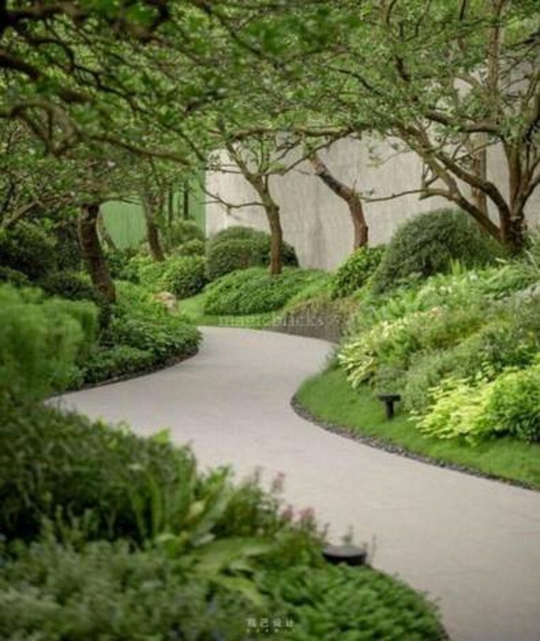 Garden, godrej-elaris 4 Bedroom 2000 Sq.Ft. Apartment In Magarpatta City Pune 9589237