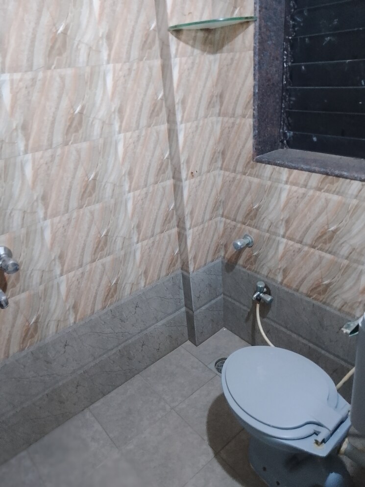 Bathroom, rajesh-raj-anmol-i 1 RK 435 Sq.Ft. Apartment In Borivali West Mumbai 9589248
