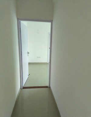 Building Lobby in 3 BHK Villa at BPTP Parklands Villa, Sector 88 – for Rent