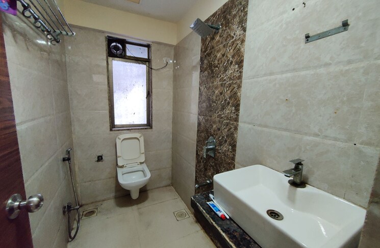 Bathroom, goregaon west Pg For Boys In Goregaon West 9589258