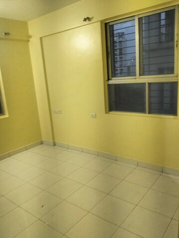 Room in 1 BHK Apartment at Oxford Blues, Wanowrie – for Rent