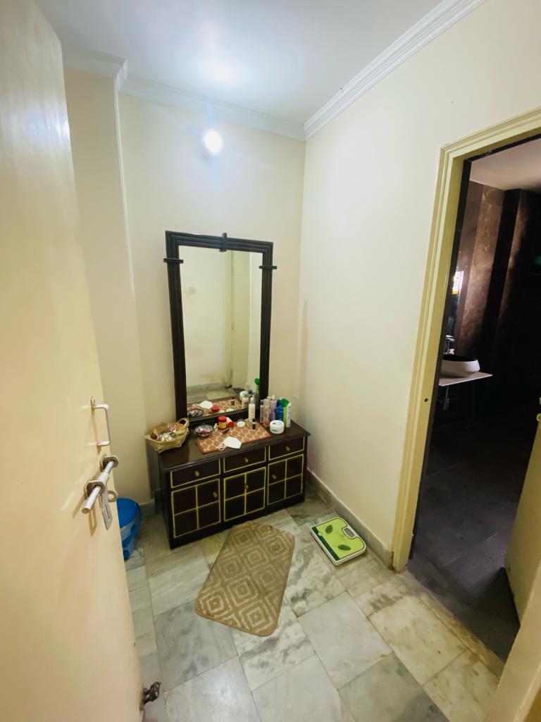 Pg For Rent in Riya Girl Pg 