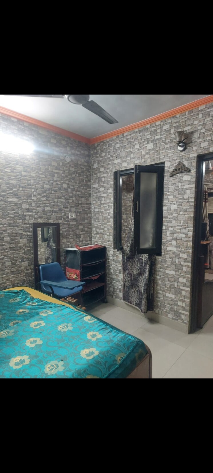Living Room, shanti-bhawan 1 Bedroom 400 Sq.Ft. Apartment In Sarita Vihar Delhi 9589322