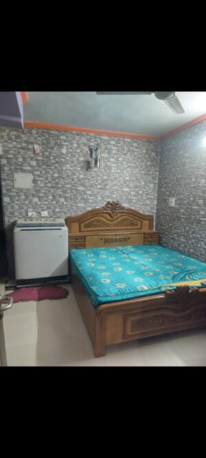 Furnished Amenities in 1 BHK Apartment at Shanti Bhawan, Sarita Vihar – for Rent