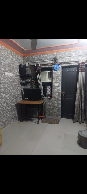 Living Room in 1 BHK Apartment at Shanti Bhawan, Sarita Vihar – for Rent