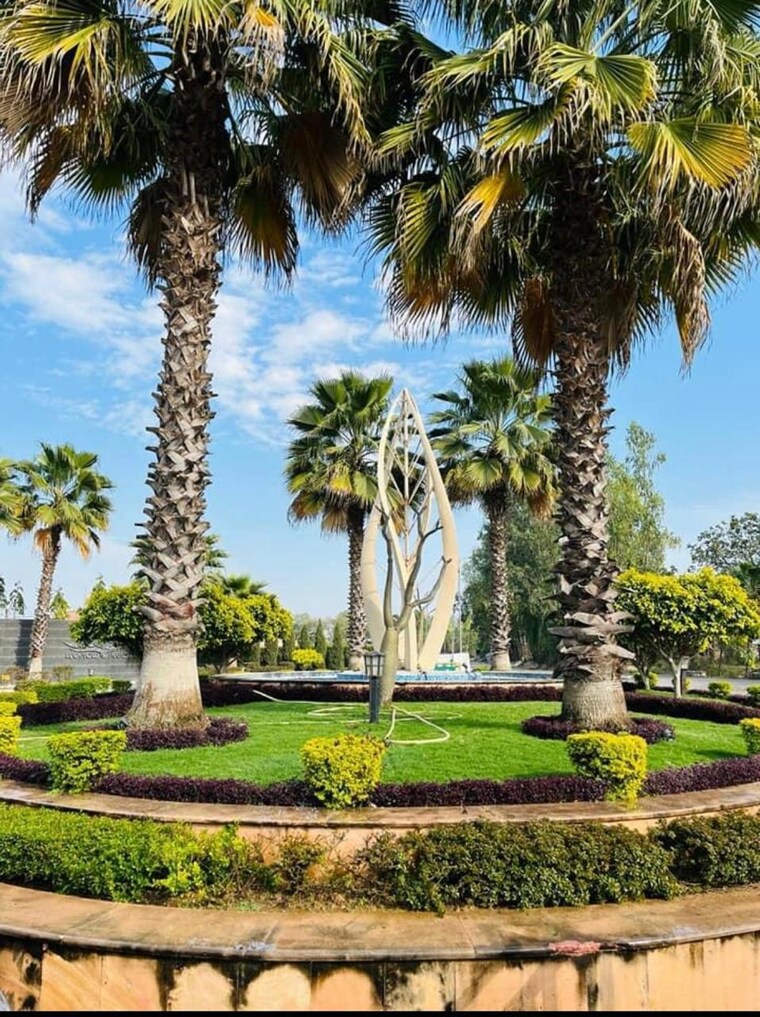Garden, wing-lucknow-greens-plots  1015 Sq.Ft. Plot In Sultanpur Road Lucknow 9589372