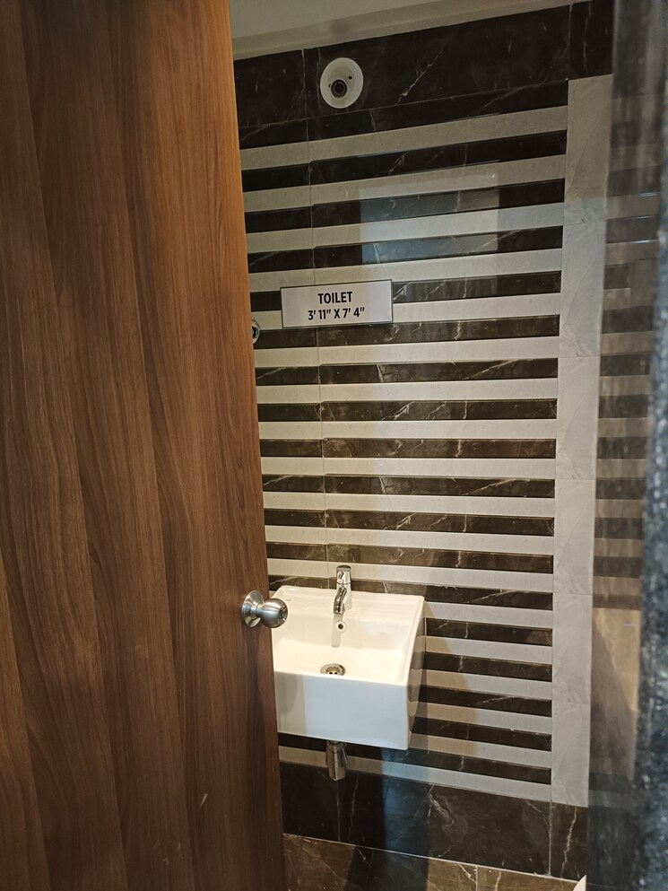 Bathroom, moshi 1 Bedroom 421 Sq.Ft. Apartment In Moshi Pune 9589364