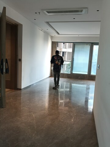 3 BHK Apartment For Rent in Laxmi Raajvilas, Goregaon West