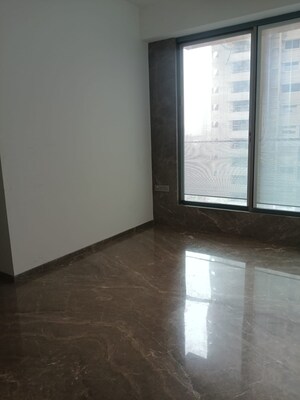 Room in 3 BHK Apartment at Laxmi Raajvilas, Goregaon West – for Rent