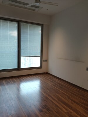 Room in 3 BHK Apartment at Laxmi Raajvilas, Goregaon West – for Rent